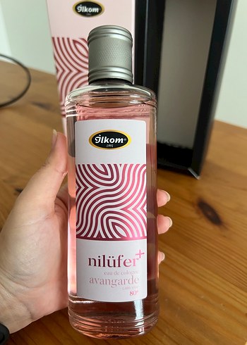 İlkom Nilüfer Avangarde Kolonya 250 ml - Görsel 3