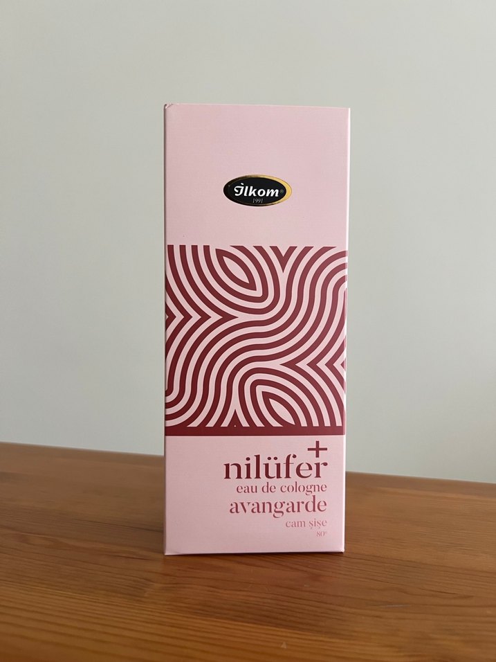 İlkom Nilüfer Avangarde  Kolonya 250 ml - Görsel 2