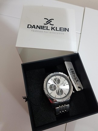 daniel klein erkek kol saati. yeni etiketli