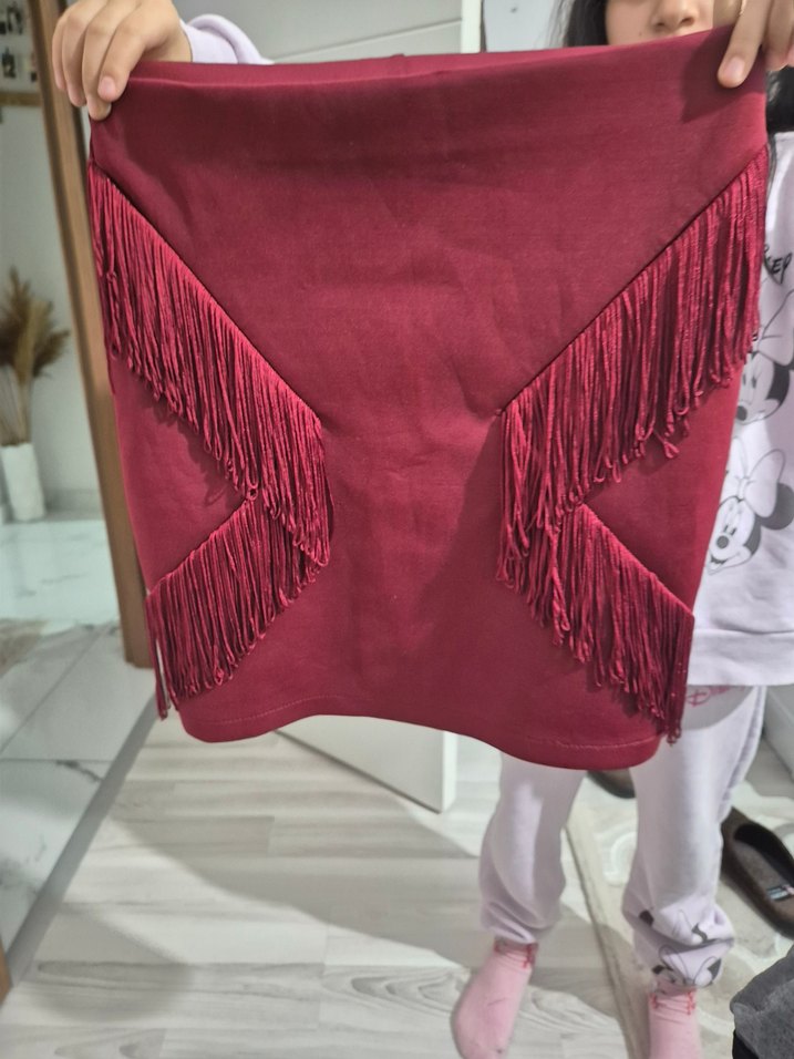 Püsküllü Nakışlı Kırmızı Mini Etek - Görsel 3