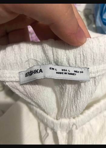 Bershka Beyaz Müslin pantolon