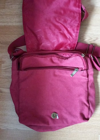 boyundan uzun canta - Görsel 3