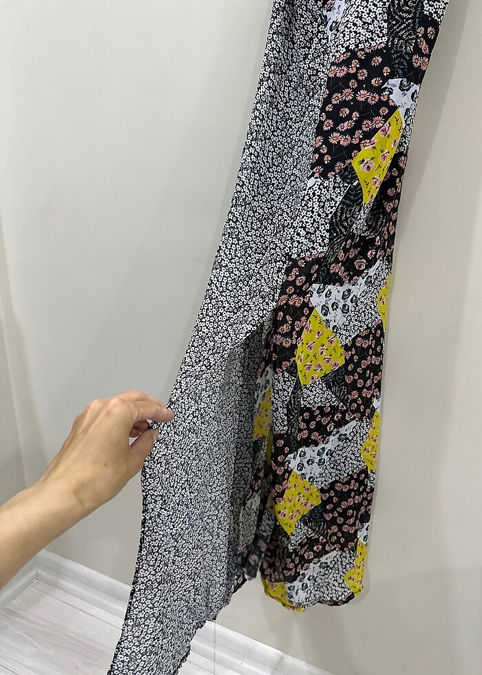 Trendyol pencere detaylı elbise - Görsel 5