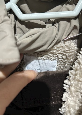 Kürklü Kapüşonlu Erkek Çocuk Mont - Görsel 4