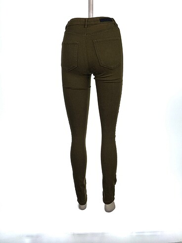 34 Beden Stradivarius Jean / Kot %70 İndirimli.