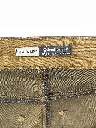 34 Beden haki Renk Stradivarius Jean / Kot %70 İndirimli.