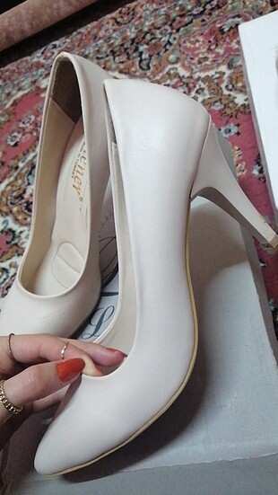 Zara Stiletto Topuklu Ayakkabı