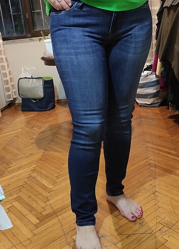 29 Beden lacivert Renk Mavi jeans bayan kot