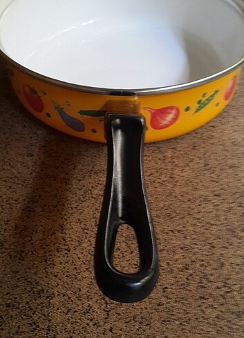 Beden VİNTAJ EMAYE TAVA (26 CM)