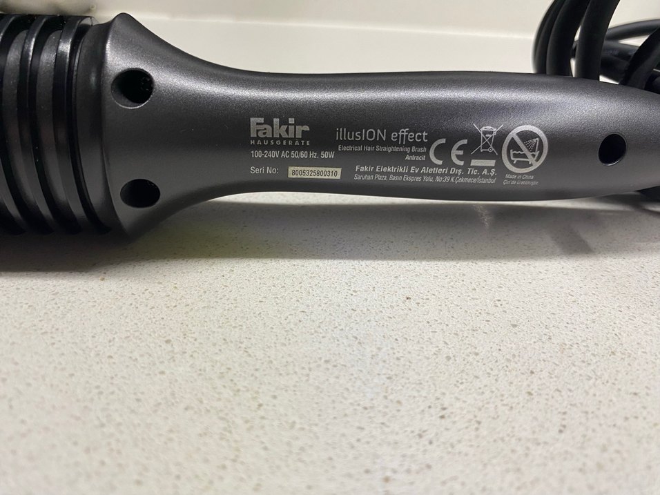 Siyah Fakir Saç Düzleştirici - Görsel 2