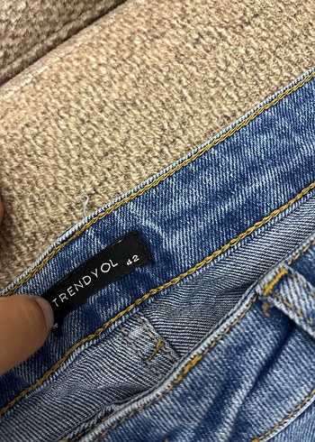 Trendyol & Milla Kadın Mavi Bol Kesim Midi Kot Pantolon