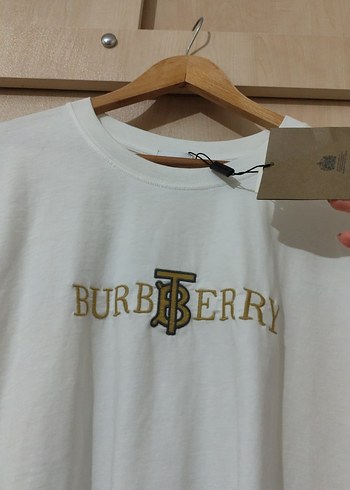 Beyaz Burberry Baskılı Kısa Kollu Tişört - Görsel 2