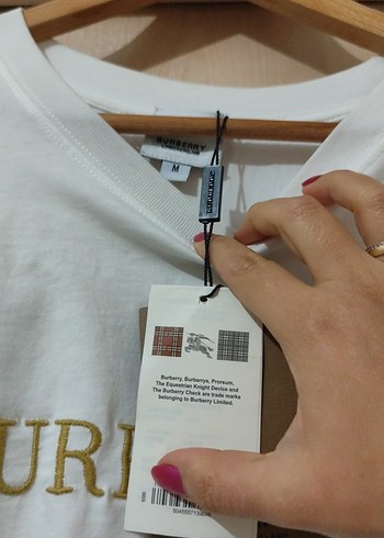 Beyaz Burberry Baskılı Kısa Kollu Tişört - Görsel 4