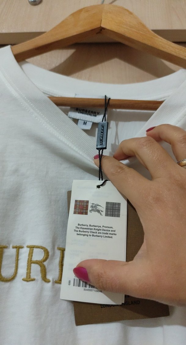 Beyaz Burberry Baskılı Kısa Kollu Tişört - Görsel 4