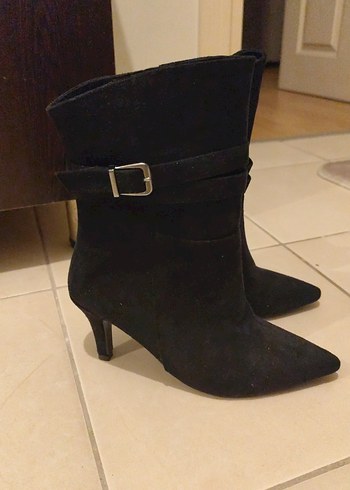 Zara 38