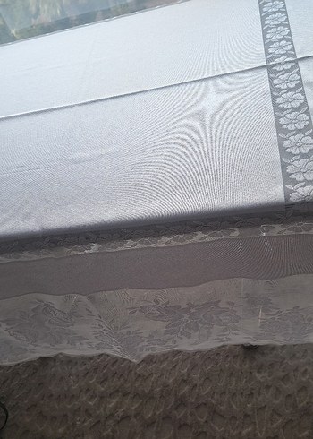 Beyaz Masa Örtüsü - Görsel 2