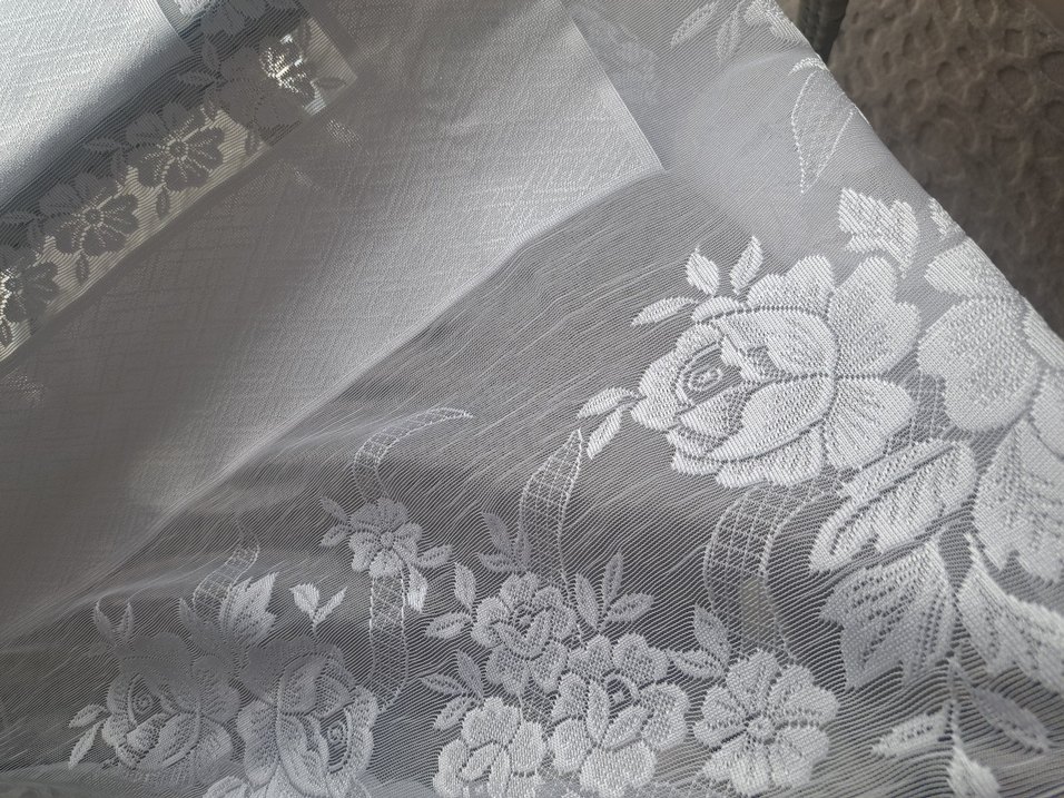 Beyaz Masa Örtüsü - Görsel 4