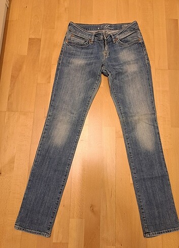 Mavi jeans kot