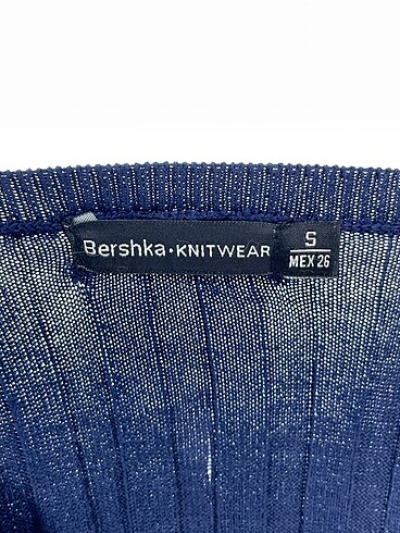 s Beden lacivert Renk Bershka Kazak / Triko %70 İndirimli.