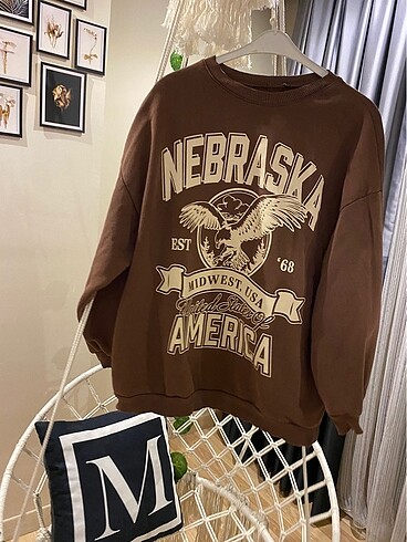 Sweetshirt