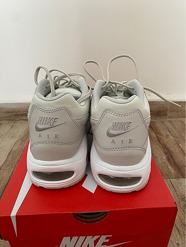 40 Beden Nike air max command