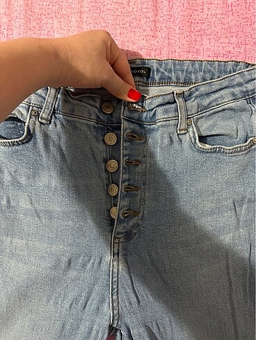 40 Beden Yüksek bel flare düğmeli mavi jean