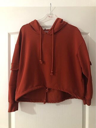 Crop sweatshirt