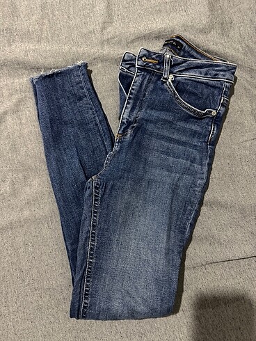34 Beden mavi Renk Trendyol kot jean