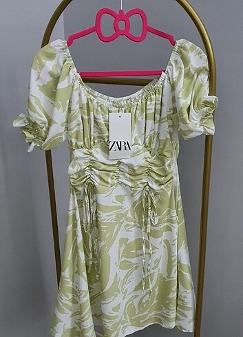 Zara yesil elbise