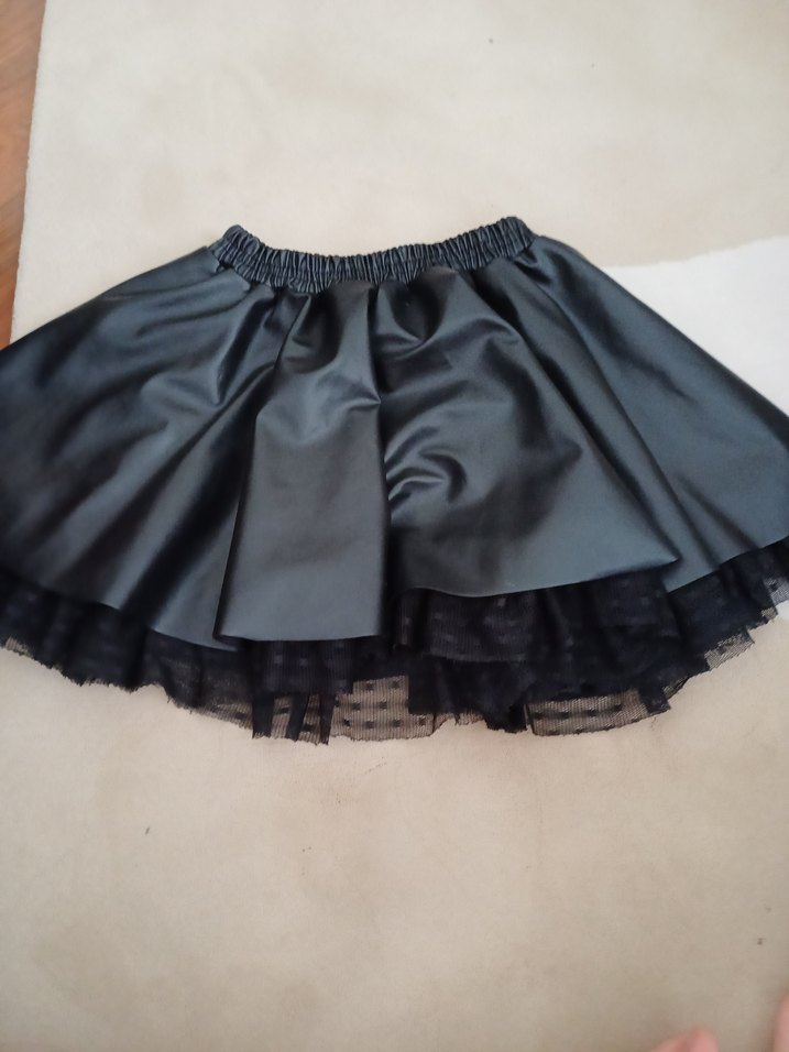 Kız Çocuk Siyah Deri Fırfırlı Etek - Görsel 4