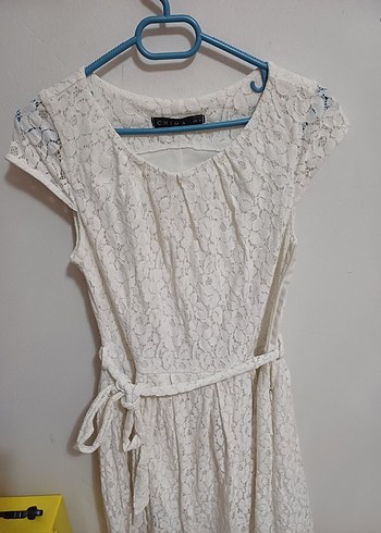 Dantel İşlemeli Beyaz Midi Elbise - Görsel 4