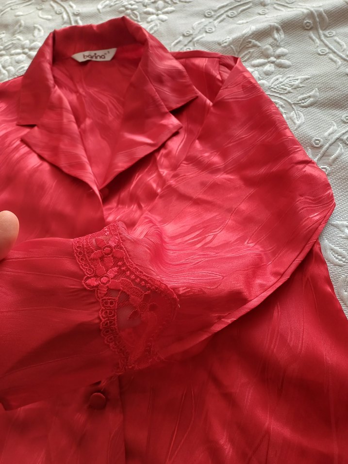 uzun Kollu Parlak Kırmızı Vintage Kadın Pijama Üstü - Görsel 3