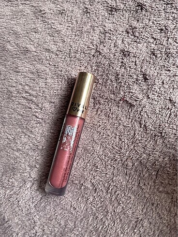 River Island Rival me lipgloss