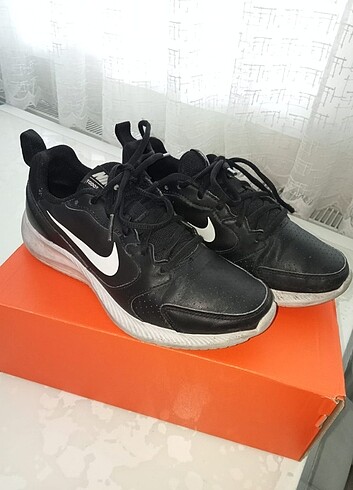 Nike deri spor ayakkabı 