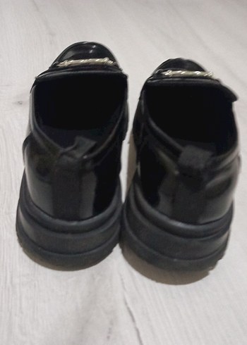 Çocuk Parlak Siyah Kemerli Loafer Ayakkabı - Görsel 3