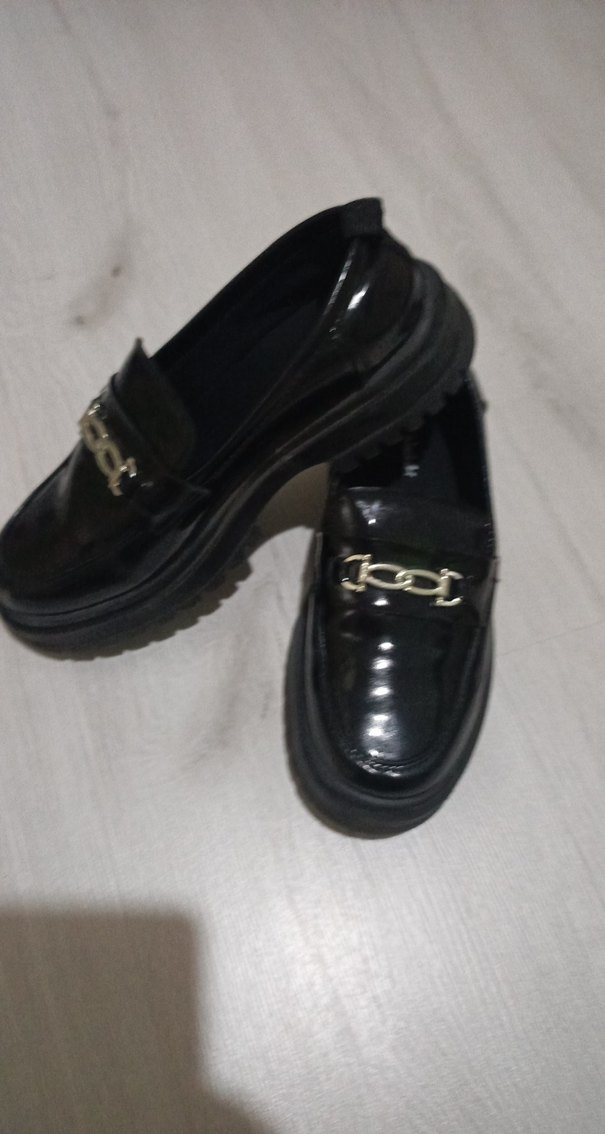 Çocuk Parlak Siyah Kemerli Loafer Ayakkabı - Görsel 2