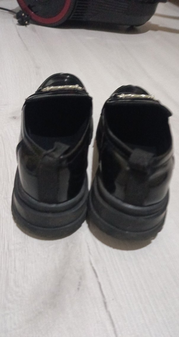 Çocuk Parlak Siyah Kemerli Loafer Ayakkabı - Görsel 3