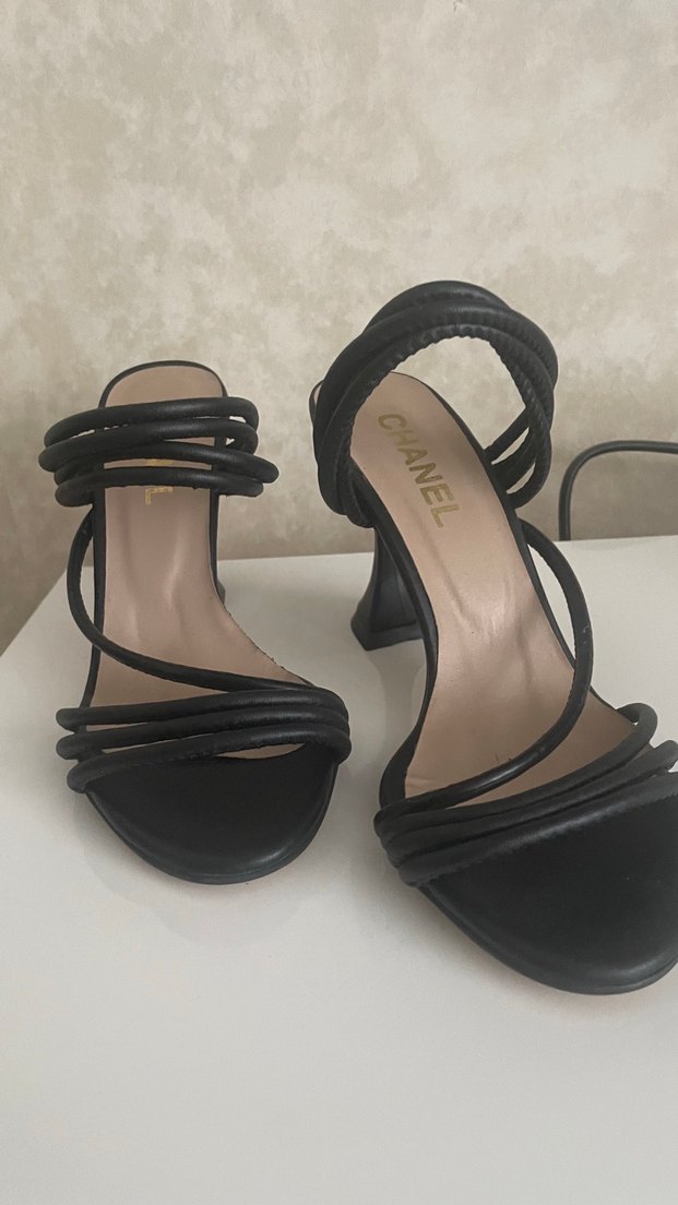 Chanel topuklu sandalet - Görsel 4