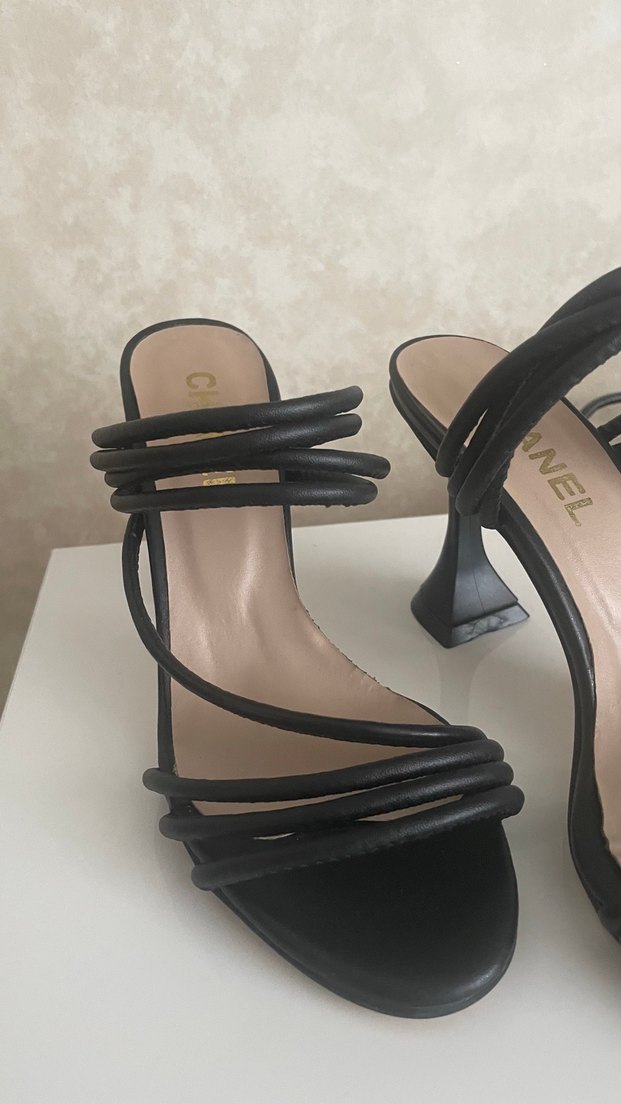 Chanel topuklu sandalet - Görsel 5