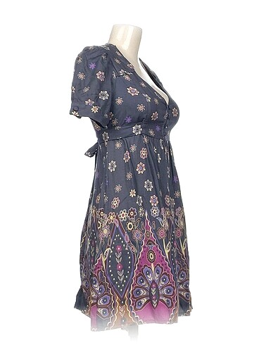 Zara Zara Kısa Elbise %70 İndirimli.