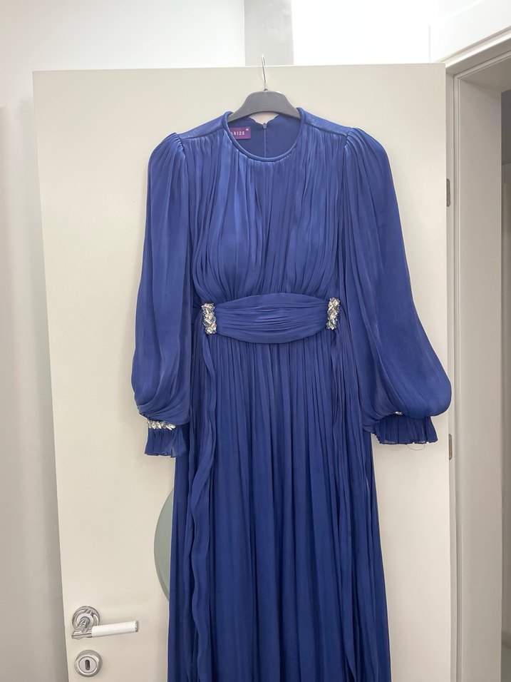 Mavi Pilili Uzun Abiye Elbise - Görsel 4