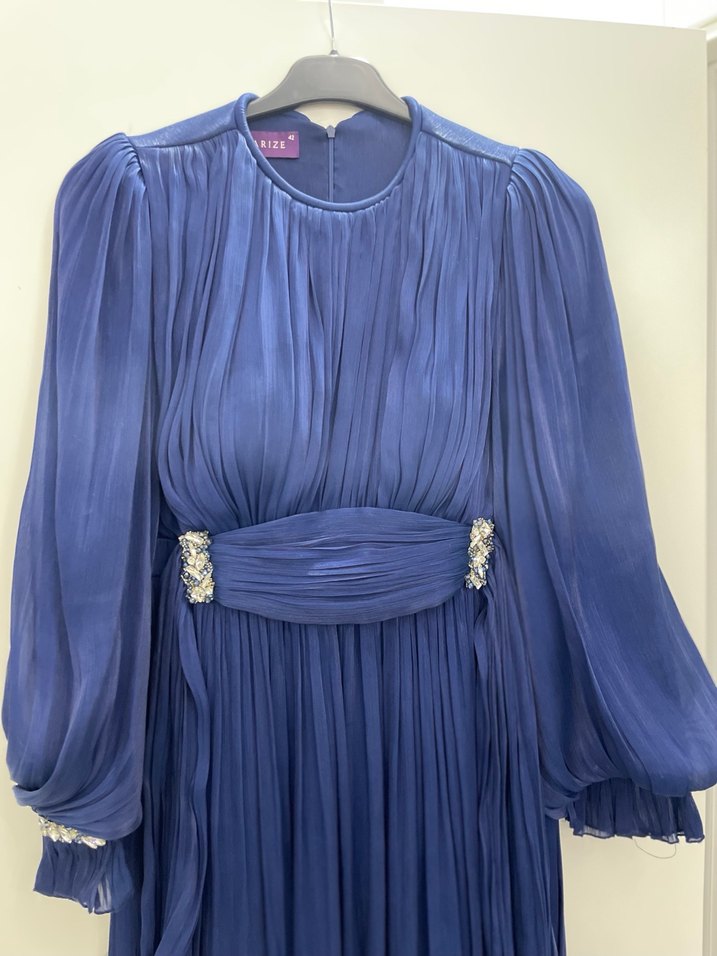 Mavi Pilili Uzun Abiye Elbise - Görsel 3