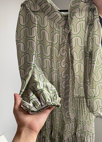 Yeşil Desenli etek kısmı piliseli elbise - Görsel 5