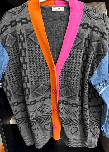 Desenli Gri Örgü Mini Hırka - Görsel 2