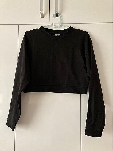 Asos crop sweatshirt