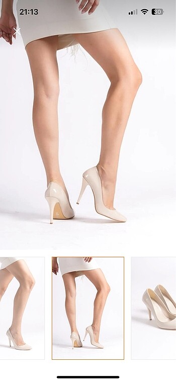 Bej stiletto