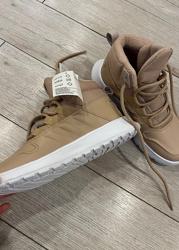 Adidas orjinal ayakkabı - Görsel 3