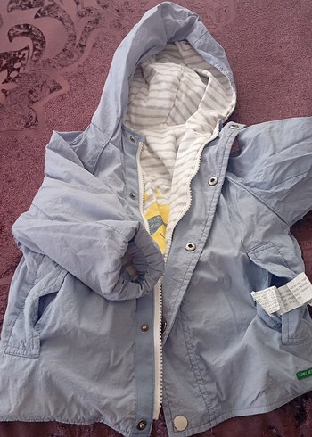 mavi Kapüşonlu Erkek Çocuk Yağmurluk - Görsel 2