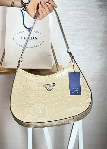 Prada Prada çanta 