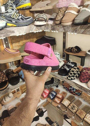 Ugg Ugg sandalet 